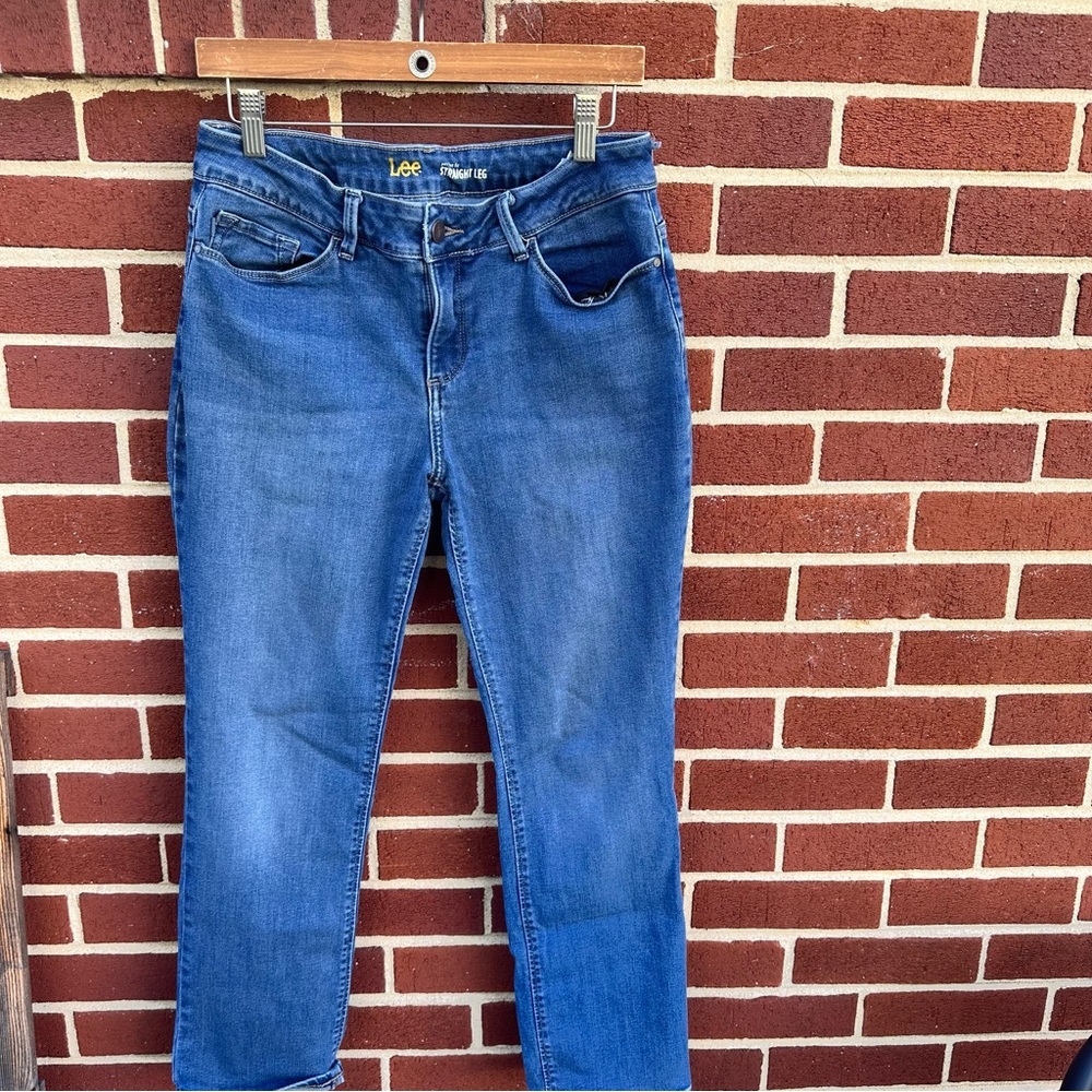 Lee Straghit Leg